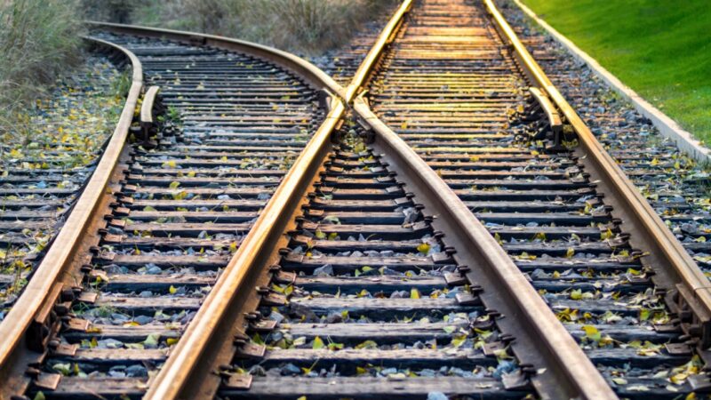Zjednoczona Prawica koncentruje się na bezpieczeństwie w transporcie kolejowym