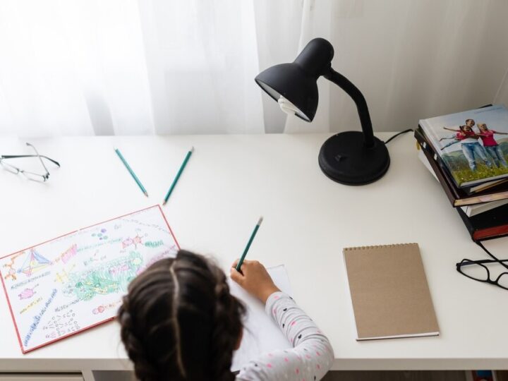 Przemyśl zaprasza młodych artystów do VI Konkursu „Pocztówka do Świętego Mikołaja”