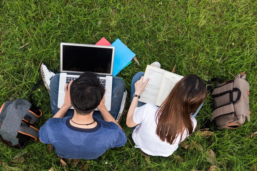 INWESTYCJE W TECHNOLOGIE EDUKACYJNE W POWIECIE PRZEMYSKIM