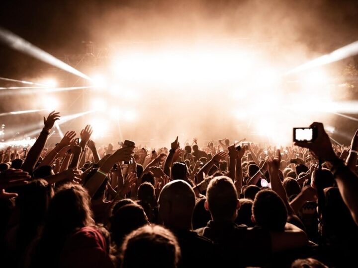 Czerwone Gitary: Diamentowy Koncert pełen hitów i emocji