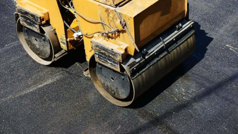 Prawie 700 Tysięcy Złotych na Remont Drogi w Krzeczkowej: Współpraca Powiatu i Gminy Krasiczyn!