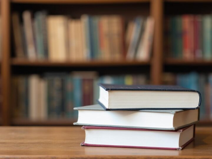 Kamishibai w Przemyślu: Odkrywanie magii opowieści i przyjaźni z czworonogami