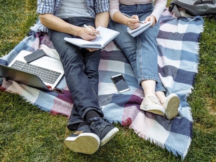 Uczniowie z Bachowa odkrywają magię książek w bibliotece