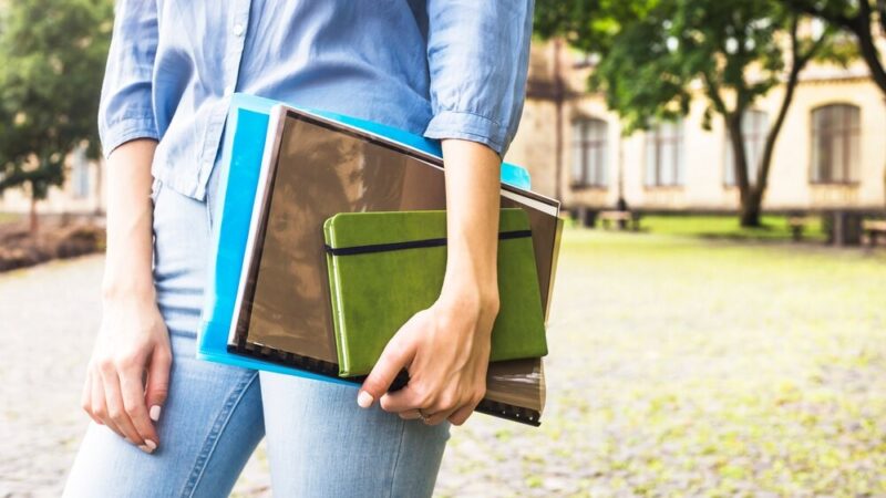 Tęczowe rymy: Zwycięzcy konkursu recytatorskiego w Przemyślu ogłoszeni!