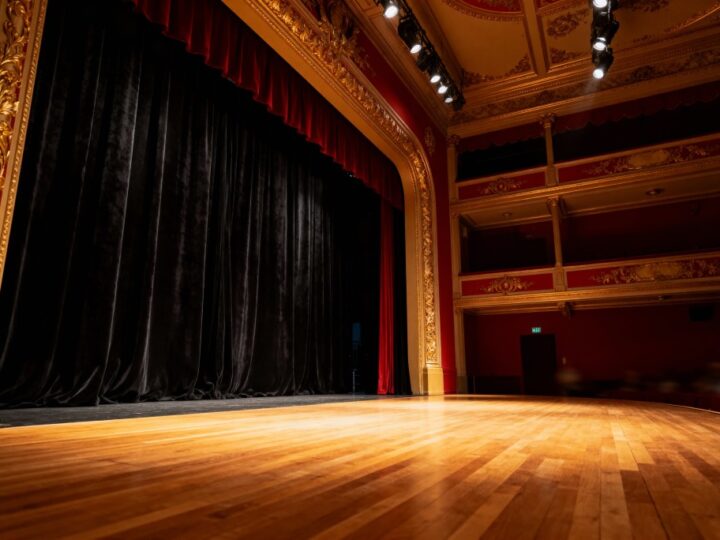 Poezja w Przemyślu: Wieczór refleksji i emocji