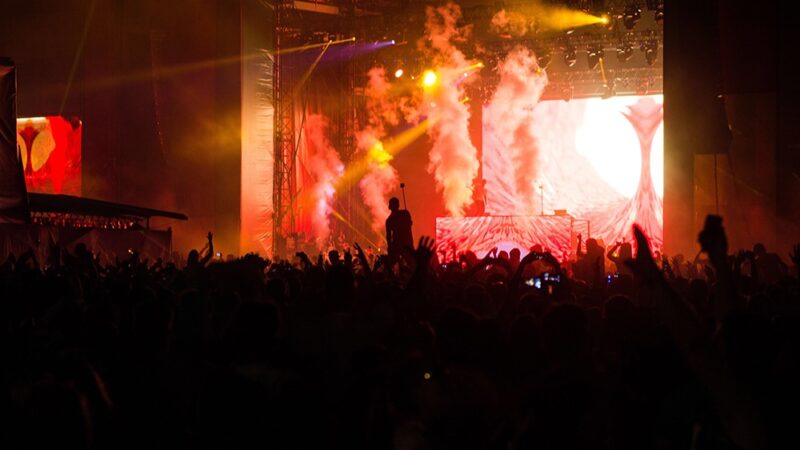 Nowe dźwięki na żywo: koncert New Decades w Zamku Kazimierzowskim