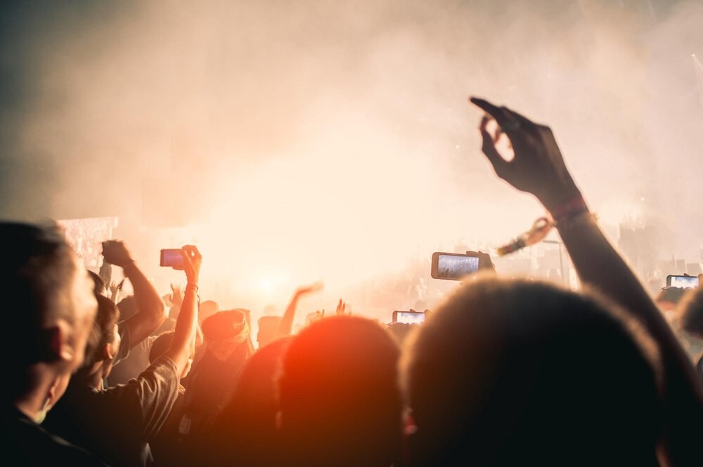 Nowe dźwięki na żywo: koncert New Decades w Zamku Kazimierzowskim