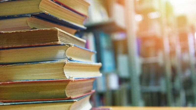 Spotkanie z Katarzyną Okelo: odkryj magię fantastyki 20 sierpnia!
