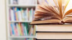 James Minnis na spotkaniu w bibliotece