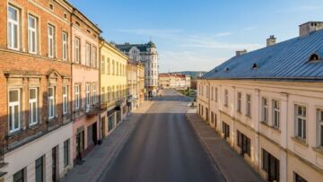 Kosienice: 40 tys. zł po telefonie o wypadku